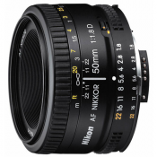 Nikon 50mm f / 1.8D AF Nikkor